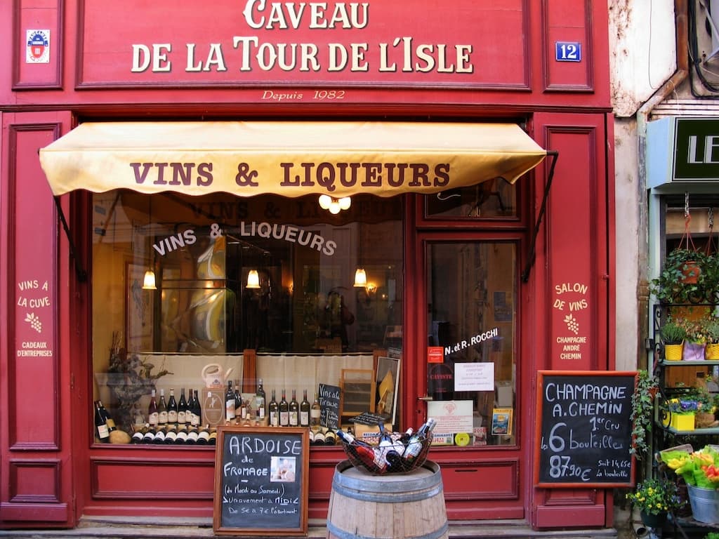 Liquor store business plan: Market Research and Analysis