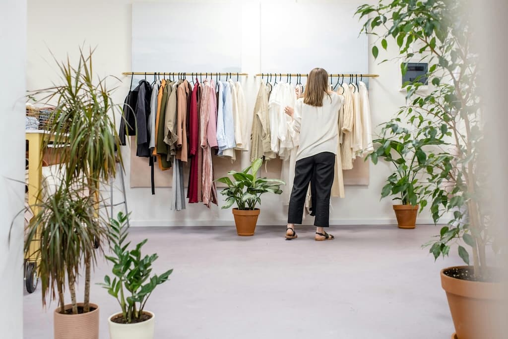 Explore our retail store business plan sample. Discover templates and examples to help you create a successful business strategy and thrive in retail.