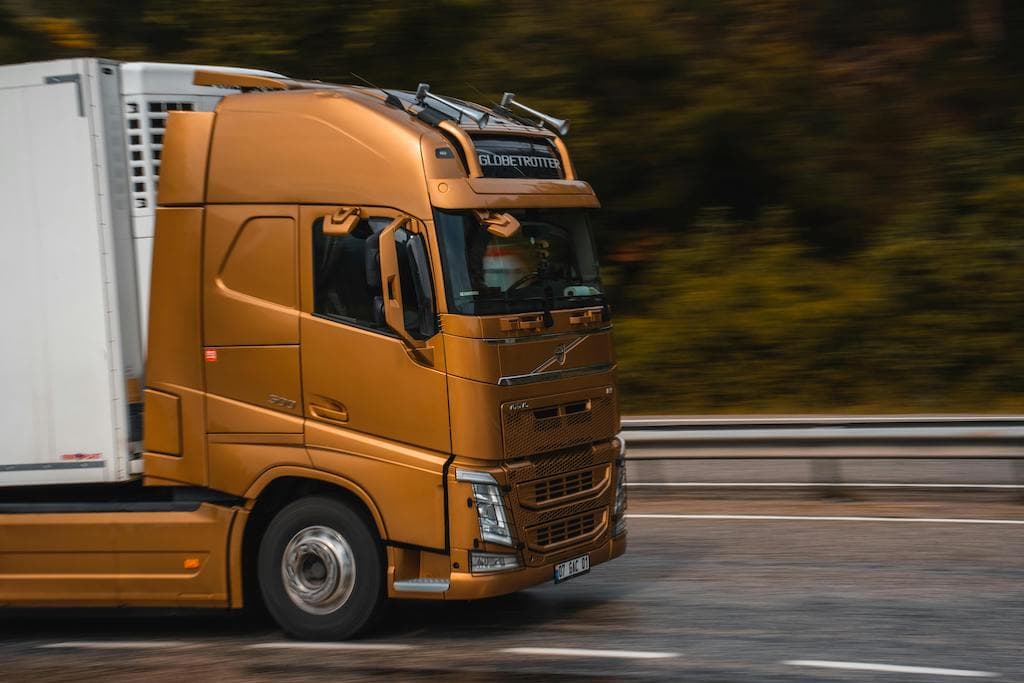 Trucking business plan: Organizational Structure and Management
